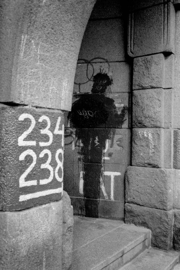 Richard Hambleton Art For Sale Woodbury House